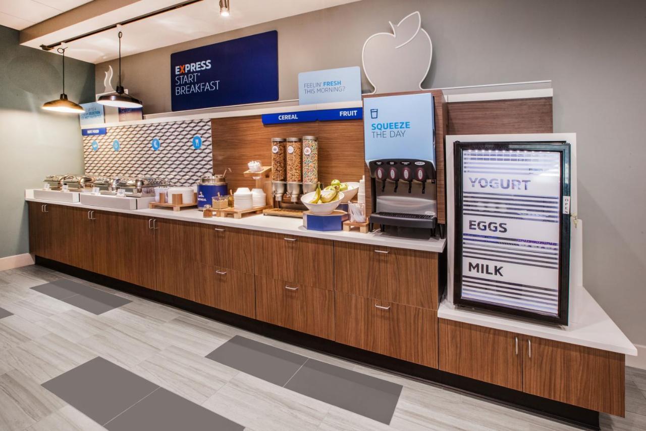 Holiday Inn Express & Suites - Tulsa Downtown - Arts District By Ihg Eksteriør billede